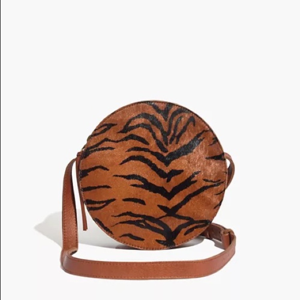NWOT Madewell the Simple Circle Crossbody Bag in Calf Hair